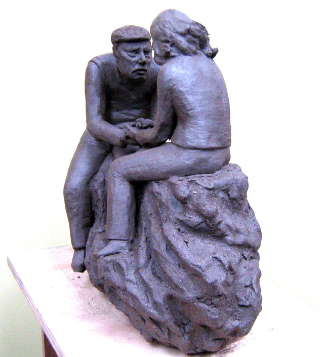 Maqueta escultura gran formato mamá vista 2