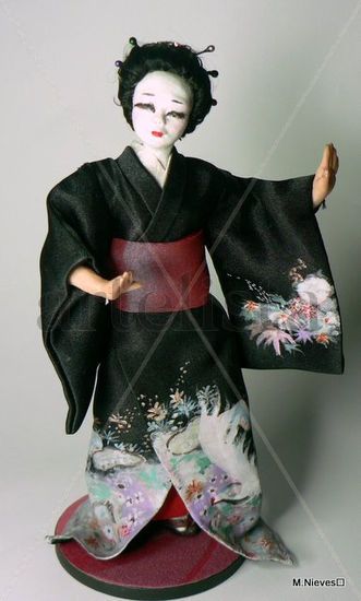 Geiko Pottery Figurative