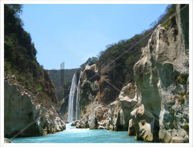 cascada de agua 