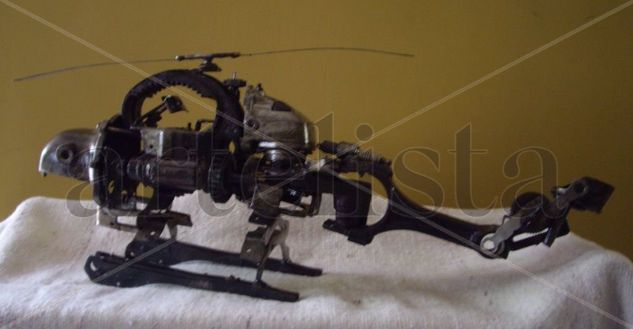 HELICOPTERO Iron Figurative