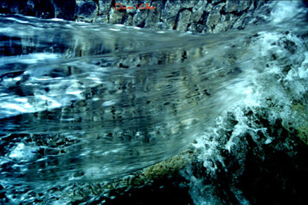 Agua que no has de beber...