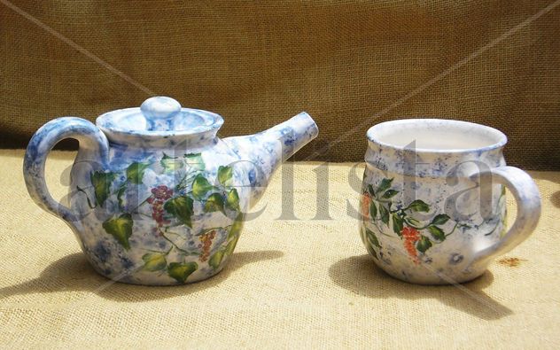 tetera con taza, pintada a mano 498