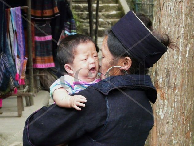 Mujer con niño