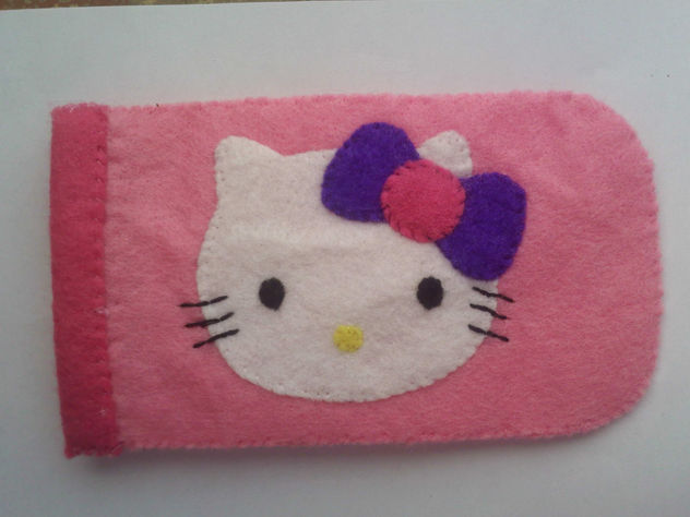 funda hello kitty 2