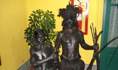 Charrúas 2007 (Primer Premio Concurso de Estatuas Vivientes 2007 Durazno-Uruguay)