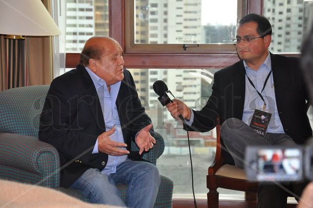 Entrevista a Cantante Leo dan