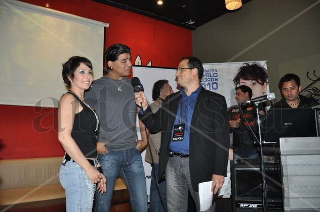 Entrevista a Cantante Nacional Ghiis
