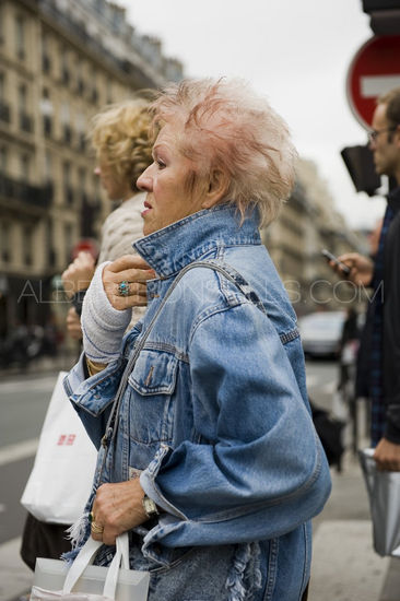 Madame, Rue de Rivoli, Paris 