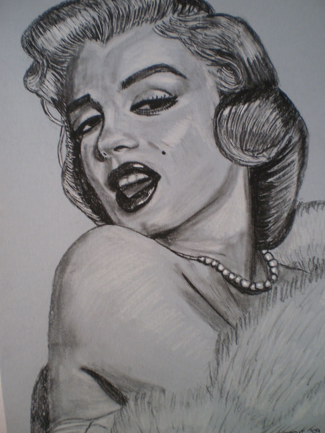 MARILYN MONROE