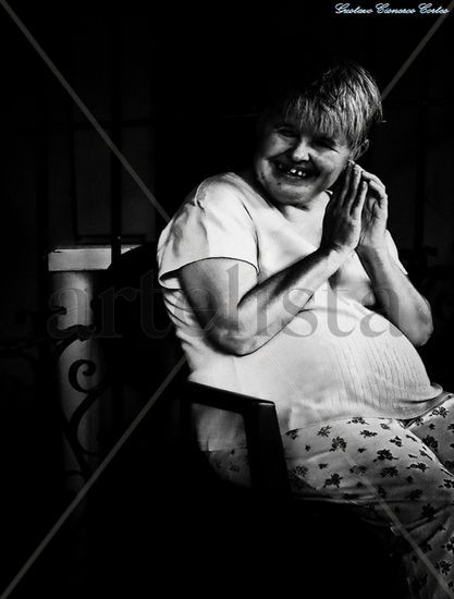 Tercera edad4 Photojournalism and Documentary Black and White (Digital)