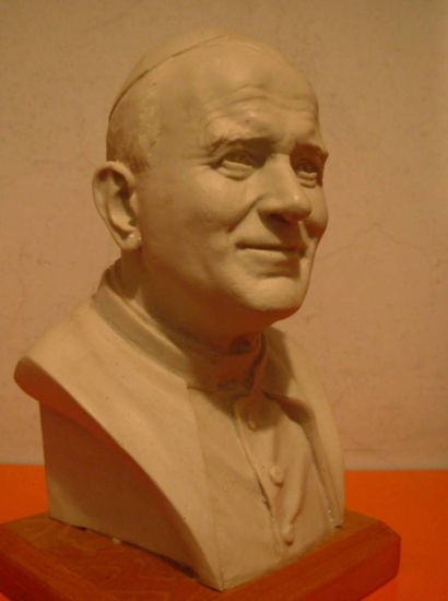 busto del papa Juan Pablo segundo llamar al 091395673( fono casa 71-293109 talca) Otros Figurativa