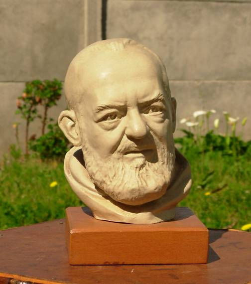 padre pio llamar al 091395673 ( fono casa 71-293109 talca)