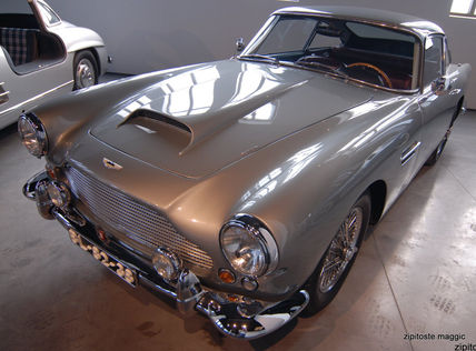 salon de automovil...