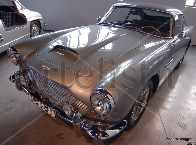 salon de automovil Malaga exposicion junto a tabacalera