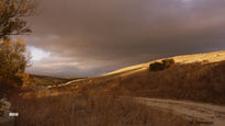 La loma con tormenta