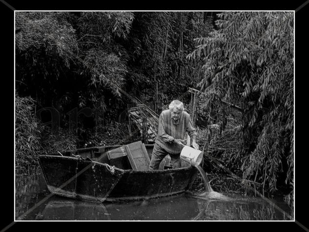 EL VIEJO Y EL BOTE Retrato Blanco y Negro (Digital)