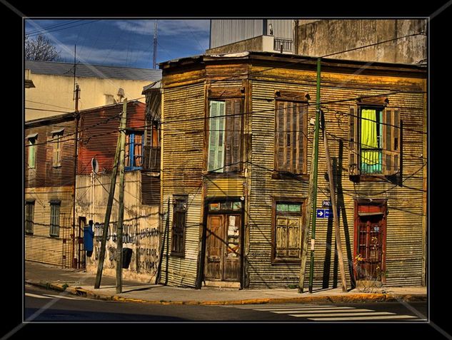 CASA  EN LA BOCA Arquitectura e interiorismo Color (Digital)