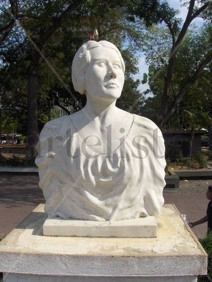 GRACIELA RINCÓN CALCAÑO Mármol Figurativa