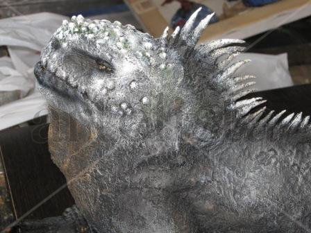 iguana marina galapagos Otros Figurativa