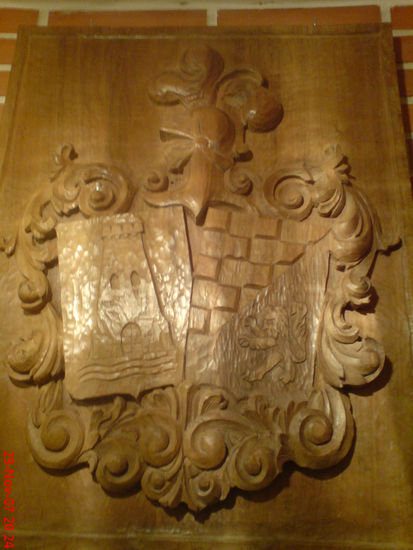 escudo heráldico Carving Mixed