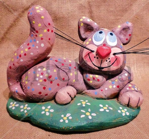 GATO Pottery Figurative