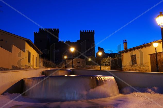 El anochecer sobre el castillo 