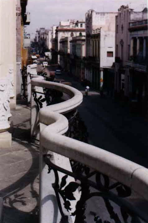 El Pasamano-The Handrail