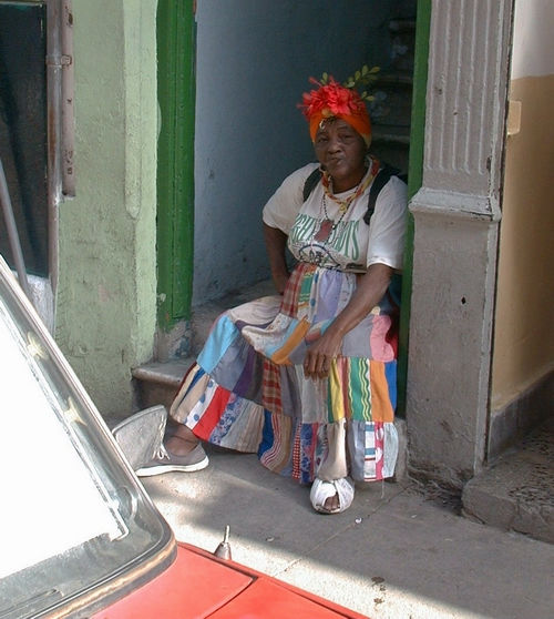 La Habanera fumadora-Havana Cigar Smoker