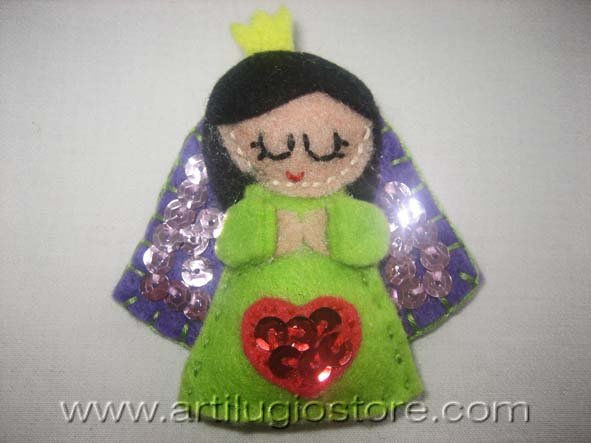 Broche Virgen María 