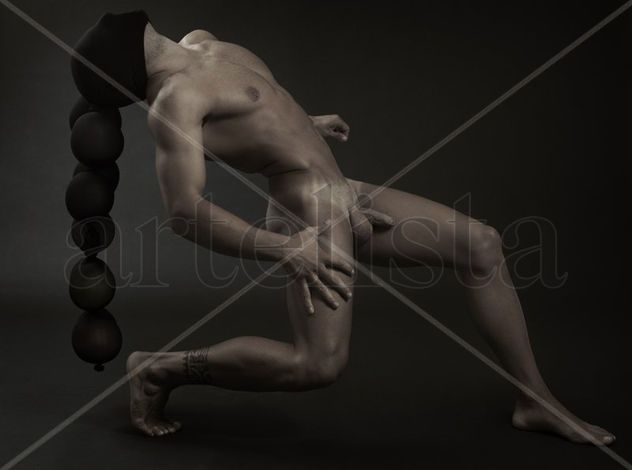 LOS DESNUDOS DE ADÁN 6