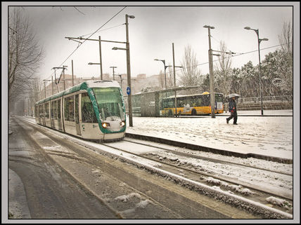 Avenida con nieve