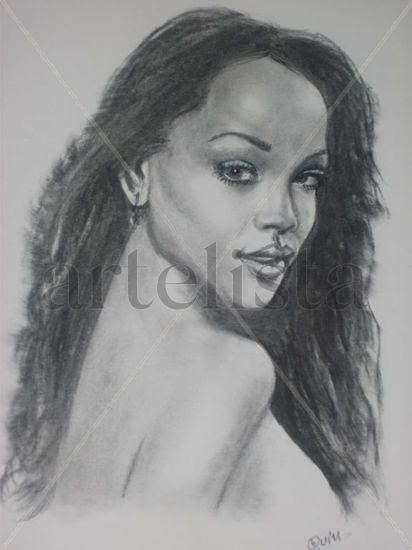 RIHANNA Charcoal