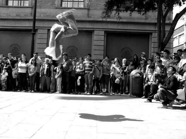 VUELO Fotoperiodismo y documental Blanco y Negro (Digital)