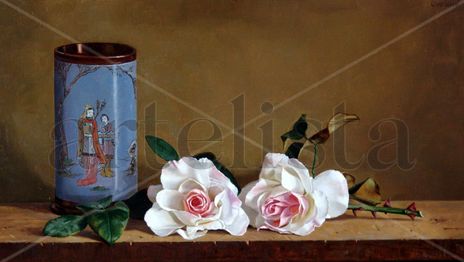 Rosas y jarron chino