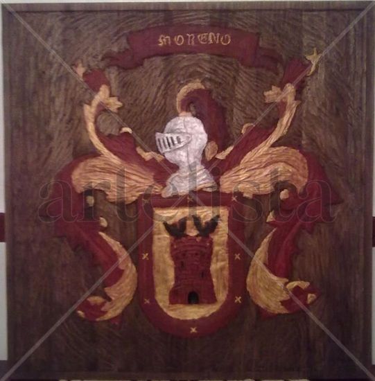 Escudo de armas en madera tallada Madera Figurativa