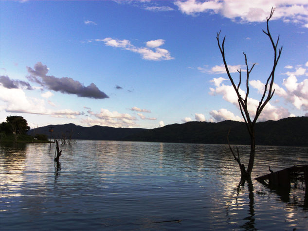 Lago Tacarigua desde  la Isla Tacarigua 