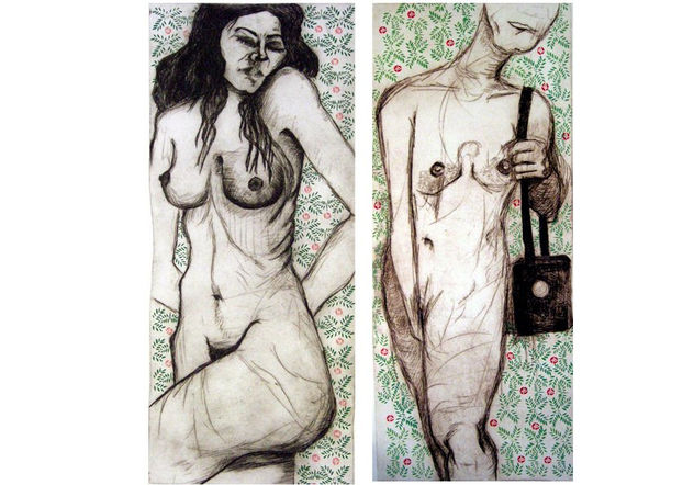"Hoy paseo desnudo en el jardín de las pequeñas rosas"