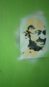 Gandhi (2)