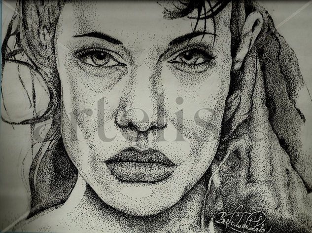 mirada de impacto angelina jolie 