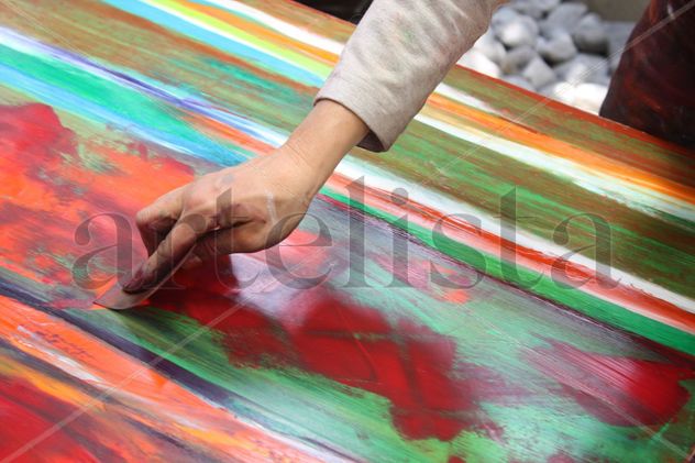 La mano de la artista !