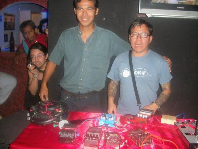 f.castro and hibryd frecuency 