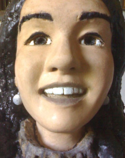 Busto Alejandra  /det Pottery Figurative