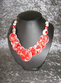 Collar de cerámica.
