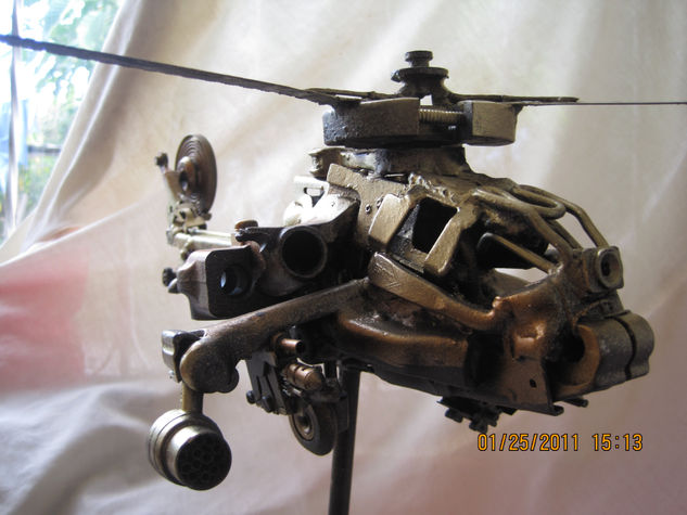 HELICOPTERO APACHE 