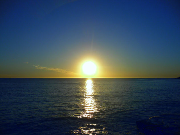 amanecer en el mar