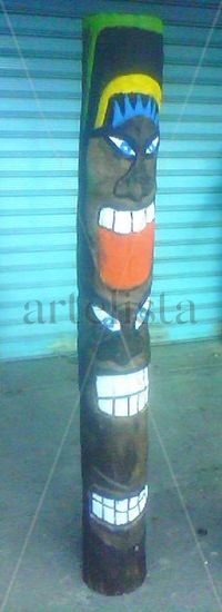 TOTEM TIKI Talla Figurativa