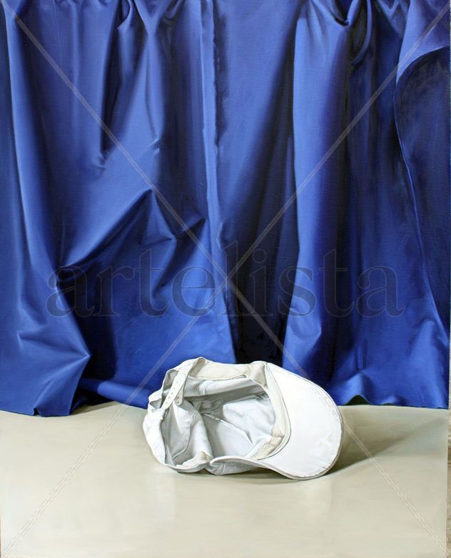 sombrero con fondo azul