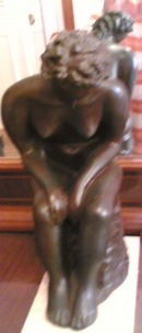 chica timida Bronze Figurative