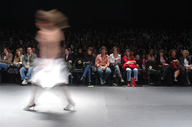 Serie Fashion - "Que pase la que sigue"