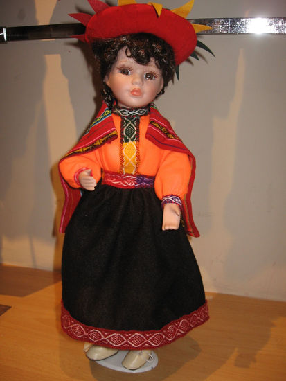 peruvian dolls colections 